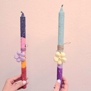 Λαμπάδες πολυχρωμες με λουλουδια από οικολογική ρητίνη