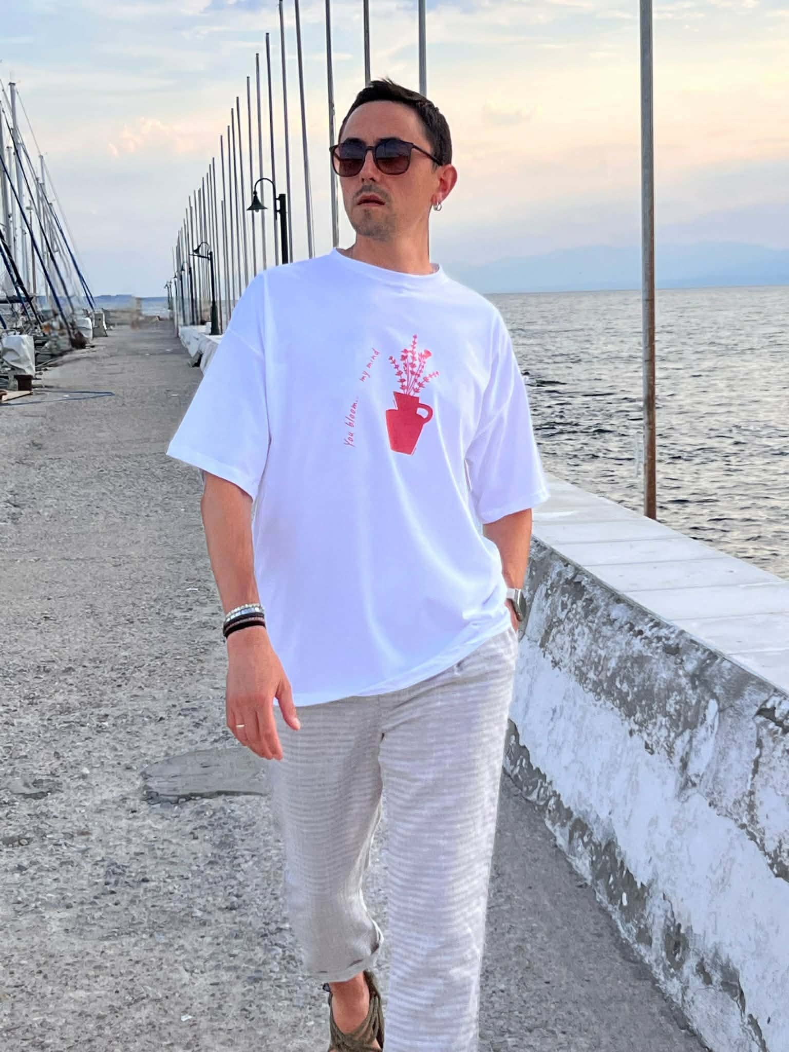 unisex t-shirt, white, minimal illustrated, redpurple stamp , cotton fabric